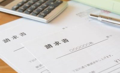 請求書の書き方を解説！テンプレートやインボイス制度への対応も紹介-関連コラム