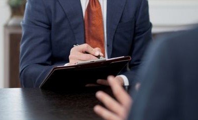 1on1ミーティングは意味ない？失敗例や注意点、実施のポイントを解説