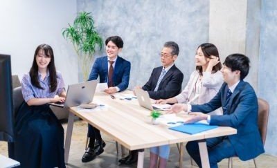 仕事でチームワークを向上するためのコツ・具体例、大切なことを解説