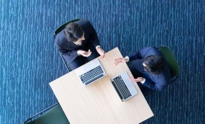 テレワークにおけるコミュニケーション不足の課題を解消する工夫や解決策
